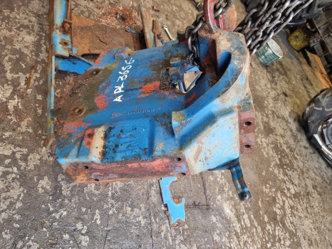 Ford Tw, 30 Series, Front Axle Support 9625687, E1nn3a042hb - Vooras: afbeelding 3 Ford Tw, 30 Series, Front Axle Support 9625687, E1nn3a042hb - Vooras: afbeelding 3