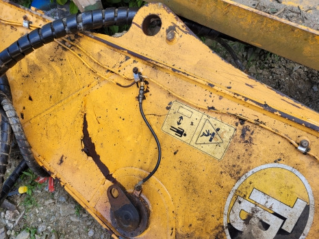 Hyundai Hx220lc Arm 3.9 M 61k6-20400, 61k6-24010 - Arm voor Graafmachine: afbeelding 3 Hyundai Hx220lc Arm 3.9 M 61k6-20400, 61k6-24010 - Arm voor Graafmachine: afbeelding 3