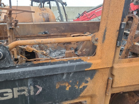 Jcb 542-70 Ag Cab Door Frame Upper 402/s2934 - Deur en onderdelen: afbeelding 3 Jcb 542-70 Ag Cab Door Frame Upper 402/s2934 - Deur en onderdelen: afbeelding 3