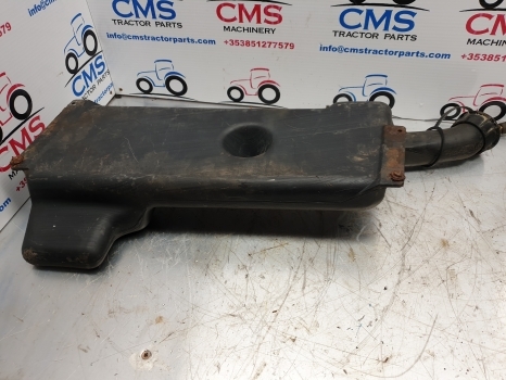 John Deere 40 And 50 Series Windscreen Washer Tank Al38192 - Voorruit voor Tractor: afbeelding 4 John Deere 40 And 50 Series Windscreen Washer Tank Al38192 - Voorruit voor Tractor: afbeelding 4