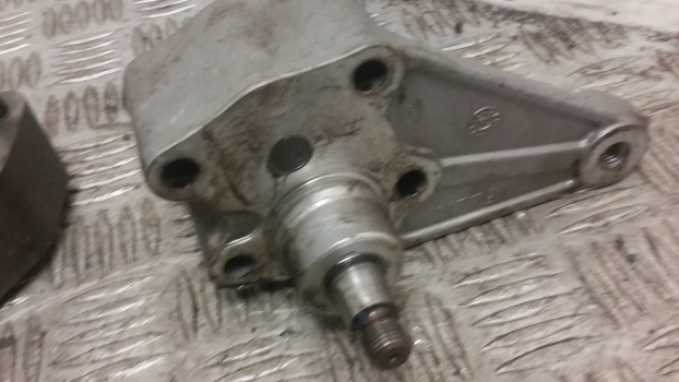 John Deere 6010, 6110, 6210, 6310, 3200, 6020, 6220 Engine Oil Pump Re504914 - Oliepomp voor Tractor: afbeelding 4 John Deere 6010, 6110, 6210, 6310, 3200, 6020, 6220 Engine Oil Pump Re504914 - Oliepomp voor Tractor: afbeelding 4