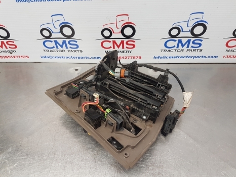 Cabine en interieur John Deere 6115m, 6m Series, Rockshaft Panel Control Assy Re260695, Al110119: afbeelding 9