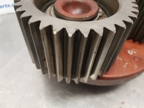 John Deere 6600, 6300, 6400, 6320 Planet Pinion Carrier L172081, L80363, L101243 - Achterass voor Tractor: afbeelding 3 John Deere 6600, 6300, 6400, 6320 Planet Pinion Carrier L172081, L80363, L101243 - Achterass voor Tractor: afbeelding 3