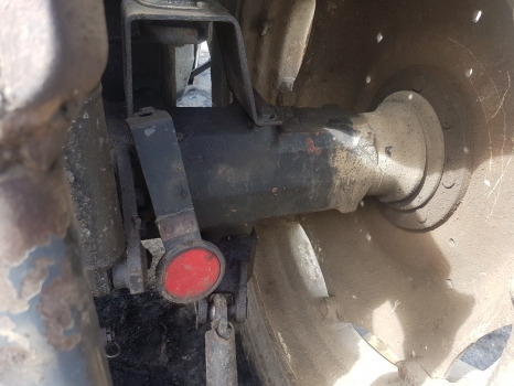 Lamborghini 1106 Engine, Front, Rear Axle, Transmission, Hydraulic And Lift Nut - Motor: afbeelding 3 Lamborghini 1106 Engine, Front, Rear Axle, Transmission, Hydraulic And Lift Nut - Motor: afbeelding 3