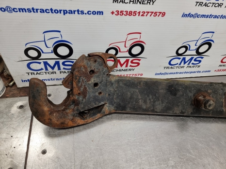 Landini 5-110h, Mc Cormick T-max, X60, Lift Arm Lhs 3691582m91, 3691584m91 - Ophanging: afbeelding 3 Landini 5-110h, Mc Cormick T-max, X60, Lift Arm Lhs 3691582m91, 3691584m91 - Ophanging: afbeelding 3