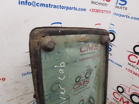 Landini Massey Ferguson 600 Series 690 Cab Knee Glass Lhs Rhs Tg1250, Tg1251 - Raam en onderdelen voor Tractor: afbeelding 2 Landini Massey Ferguson 600 Series 690 Cab Knee Glass Lhs Rhs Tg1250, Tg1251 - Raam en onderdelen voor Tractor: afbeelding 2