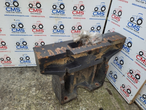 Landini Series 7 Mccormick Mtx, Xtx, X7 Front Weight Carrier 4216787r2, 4216787m2 - Tegenwicht: afbeelding 1 Landini Series 7 Mccormick Mtx, Xtx, X7 Front Weight Carrier 4216787r2, 4216787m2 - Tegenwicht: afbeelding 1