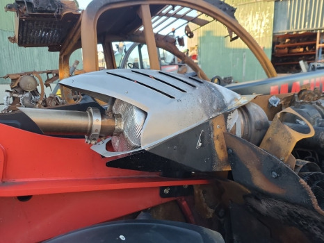 Manitou Mlt 630-115 Exhaust Box Silencer - Geluiddemper/ Uitlaatsysteem: afbeelding 1 Manitou Mlt 630-115 Exhaust Box Silencer - Geluiddemper/ Uitlaatsysteem: afbeelding 1