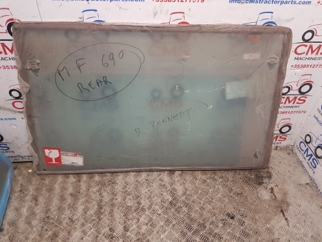 Massey Ferguson 200, 300, 600, Landini Cab Rear Windows 3306547m2 - Raam en onderdelen voor Tractor: afbeelding 2 Massey Ferguson 200, 300, 600, Landini Cab Rear Windows 3306547m2 - Raam en onderdelen voor Tractor: afbeelding 2
