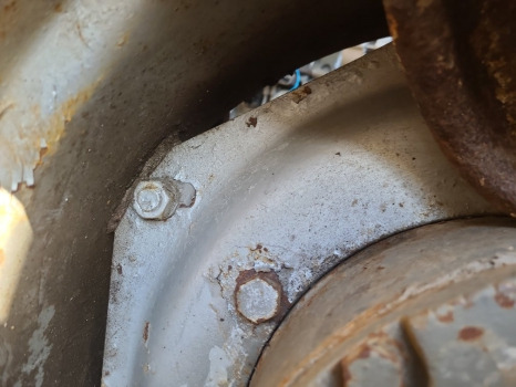 Massey Ferguson 265, 275, 290, 690, 699 Front Wheel Centre Dish 13.6r24 - Banden en velgen voor Landbouwmachine: afbeelding 3 Massey Ferguson 265, 275, 290, 690, 699 Front Wheel Centre Dish 13.6r24 - Banden en velgen voor Landbouwmachine: afbeelding 3