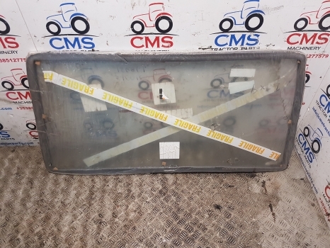Massey Ferguson 300, 350, 375, 390, 398, 399 Cab Glass Rear Window 3477716m1 - Raam en onderdelen voor Tractor: afbeelding 2 Massey Ferguson 300, 350, 375, 390, 398, 399 Cab Glass Rear Window 3477716m1 - Raam en onderdelen voor Tractor: afbeelding 2