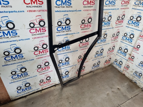 Massey Ferguson 300 Series 390 Cab Door Frame Lhs And Seal 3478235m92 - Deur en onderdelen: afbeelding 3 Massey Ferguson 300 Series 390 Cab Door Frame Lhs And Seal 3478235m92 - Deur en onderdelen: afbeelding 3