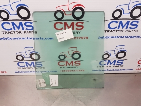 Massey Ferguson 3080, 3050, 3060, 3085 Lower Front Glass 3389391m1, 885938 - Raam en onderdelen voor Tractor: afbeelding 1 Massey Ferguson 3080, 3050, 3060, 3085 Lower Front Glass 3389391m1, 885938 - Raam en onderdelen voor Tractor: afbeelding 1