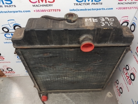 Massey Ferguson 365, 375, 385, 390, 398 Radiator 1695721m2 - Radiateur voor Tractor: afbeelding 4 Massey Ferguson 365, 375, 385, 390, 398 Radiator 1695721m2 - Radiateur voor Tractor: afbeelding 4