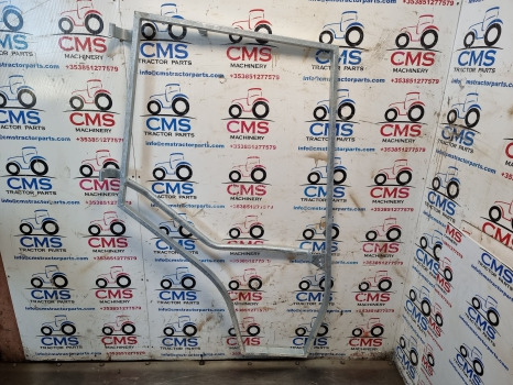 Massey Ferguson 4255, 4200, 4300 Series Cab Door Frame Rh Galvanized 3822645m91 - Deur en onderdelen: afbeelding 1 Massey Ferguson 4255, 4200, 4300 Series Cab Door Frame Rh Galvanized 3822645m91 - Deur en onderdelen: afbeelding 1