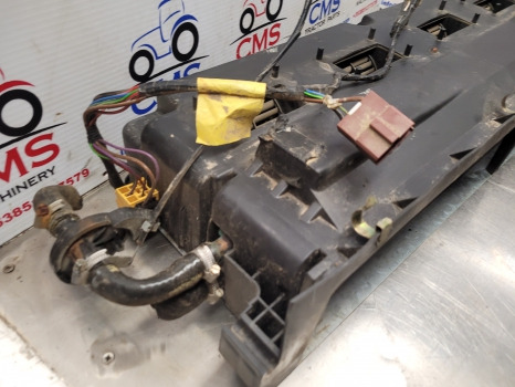 Massey Ferguson 4355, 4245, 4255, 4260, 4270 Cab Air Heater Unit 3807646m91 - Airco onderdeel: afbeelding 3 Massey Ferguson 4355, 4245, 4255, 4260, 4270 Cab Air Heater Unit 3807646m91 - Airco onderdeel: afbeelding 3