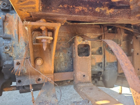 Massey Ferguson 4355 Transmission Gearbox For Parts - Versnellingsbak voor Tractor: afbeelding 1 Massey Ferguson 4355 Transmission Gearbox For Parts - Versnellingsbak voor Tractor: afbeelding 1