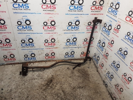 Massey Ferguson 5612, 5600, 6600, 7600 Series, Cab Door Handle Rh 4353910m3 - Deur en onderdelen: afbeelding 1 Massey Ferguson 5612, 5600, 6600, 7600 Series, Cab Door Handle Rh 4353910m3 - Deur en onderdelen: afbeelding 1
