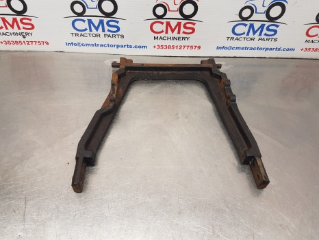 Massey Ferguson 5612, 5611, 5613, 5608, 5609 Bonnet Support 4380995m93 - Carrosserie en exterieur: afbeelding 4 Massey Ferguson 5612, 5611, 5613, 5608, 5609 Bonnet Support 4380995m93 - Carrosserie en exterieur: afbeelding 4