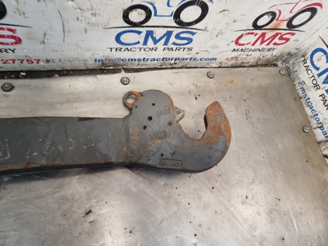 Massey Ferguson 5713s / Sl, 5713s / Sl, 6700, 5700, Lift Arm Rhs Acw0919840 - Ophanging: afbeelding 1 Massey Ferguson 5713s / Sl, 5713s / Sl, 6700, 5700, Lift Arm Rhs Acw0919840 - Ophanging: afbeelding 1