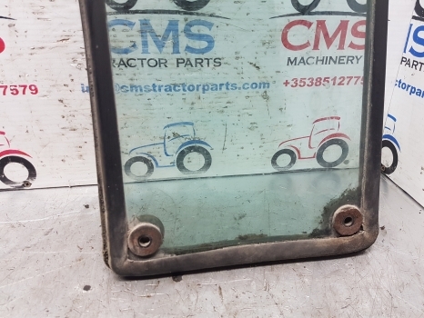 Massey Ferguson 600 Series 690 Cab Knee Glass With Lhs Seal Tg1250, 3301881m1 - Raam en onderdelen voor Tractor: afbeelding 5 Massey Ferguson 600 Series 690 Cab Knee Glass With Lhs Seal Tg1250, 3301881m1 - Raam en onderdelen voor Tractor: afbeelding 5