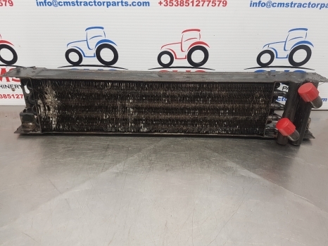 Massey Ferguson 6150, 6160, 6130, 3050, 3060, 3115, 3120, Oil Cooler 3583351m1 - Radiateur voor Tractor: afbeelding 2 Massey Ferguson 6150, 6160, 6130, 3050, 3060, 3115, 3120, Oil Cooler 3583351m1 - Radiateur voor Tractor: afbeelding 2