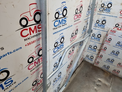Massey Ferguson 6180, 6100, 8100, 8200 Cab Door Frame Lh Galvanized 3902119m91 - Deur en onderdelen: afbeelding 5 Massey Ferguson 6180, 6100, 8100, 8200 Cab Door Frame Lh Galvanized 3902119m91 - Deur en onderdelen: afbeelding 5