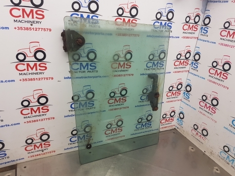 Massey Ferguson 690, 698, 699 Cab Side Window Glass Tg1249, 3302705m4, 3301819m1 - Raam en onderdelen: afbeelding 2 Massey Ferguson 690, 698, 699 Cab Side Window Glass Tg1249, 3302705m4, 3301819m1 - Raam en onderdelen: afbeelding 2