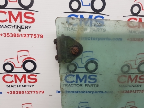 Massey Ferguson 690, 698, 699 Cab Side Window Glass Tg1249, 3302705m4, 3301819m1 - Raam en onderdelen: afbeelding 3 Massey Ferguson 690, 698, 699 Cab Side Window Glass Tg1249, 3302705m4, 3301819m1 - Raam en onderdelen: afbeelding 3