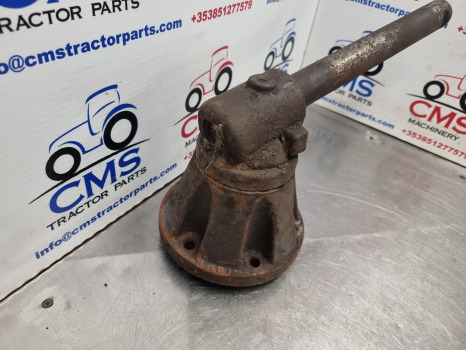 Massey Ferguson 699, 2600 Series, Front Axle Spindle And Hub 1675753m91 - Vooras: afbeelding 3 Massey Ferguson 699, 2600 Series, Front Axle Spindle And Hub 1675753m91 - Vooras: afbeelding 3