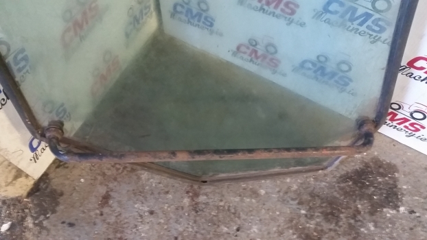 Massey Ferguson 699, Landini Cab Door Glass Rhs Lhs 3301841m3 , 3301845m3. - Deur en onderdelen voor Tractor: afbeelding 3 Massey Ferguson 699, Landini Cab Door Glass Rhs Lhs 3301841m3 , 3301845m3. - Deur en onderdelen voor Tractor: afbeelding 3