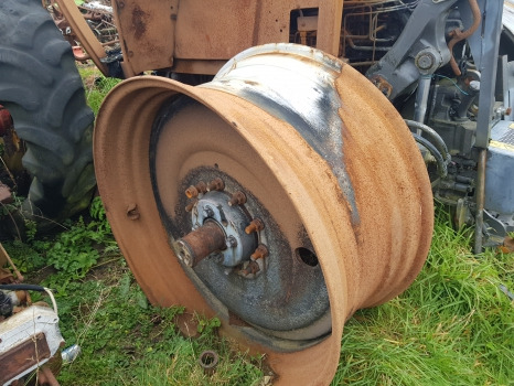 Massey Ferguson 7719, 7719s, 7720, 7620, 7619 Rear Wheel Rim 20x42 4355999m92 - Velg voor Landbouwmachine: afbeelding 1 Massey Ferguson 7719, 7719s, 7720, 7620, 7619 Rear Wheel Rim 20x42 4355999m92 - Velg voor Landbouwmachine: afbeelding 1