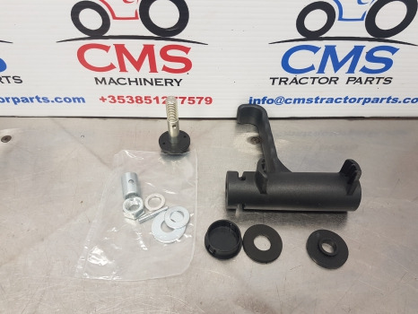 New Holland 40, T5000, Ts, Tsa, T5, T7, Ts Series Windows Latching Kit 47464541 - Raam en onderdelen: afbeelding 4 New Holland 40, T5000, Ts, Tsa, T5, T7, Ts Series Windows Latching Kit 47464541 - Raam en onderdelen: afbeelding 4