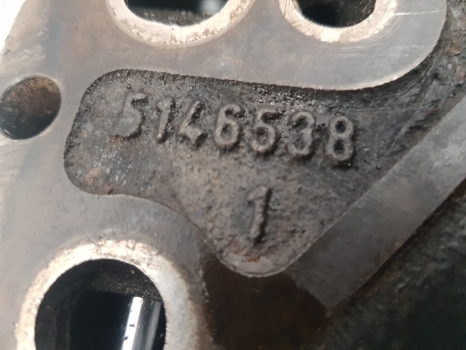 New Holland Case  Hydraulic Auxiliary Valve Slice 5146538, 47135697, 87396804 - Hydraulische klep voor Tractor: afbeelding 3 New Holland Case  Hydraulic Auxiliary Valve Slice 5146538, 47135697, 87396804 - Hydraulische klep voor Tractor: afbeelding 3