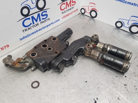 New Holland Case  Hydraulic Auxiliary Valve Slice 5146538, 47135697, 87396804 - Hydraulische klep voor Tractor: afbeelding 4 New Holland Case  Hydraulic Auxiliary Valve Slice 5146538, 47135697, 87396804 - Hydraulische klep voor Tractor: afbeelding 4