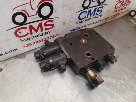 New Holland Case Tsa, T6000, T6, Mxu Maxxum Lift Draft Control Valve 84175671 - Hydraulica: afbeelding 2 New Holland Case Tsa, T6000, T6, Mxu Maxxum Lift Draft Control Valve 84175671 - Hydraulica: afbeelding 2