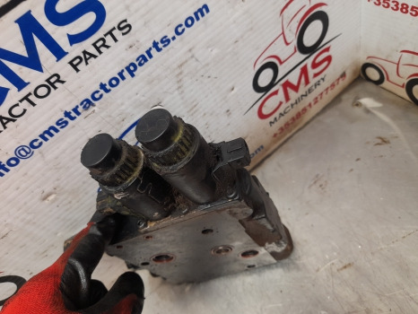 New Holland Case Tsa, T6000, T6, Mxu Maxxum Lift Draft Control Valve 84175671 - Hydraulica: afbeelding 5 New Holland Case Tsa, T6000, T6, Mxu Maxxum Lift Draft Control Valve 84175671 - Hydraulica: afbeelding 5