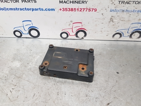 New Holland T5, T6 5.95, T5.105, T5.115 Spool Valve Top End Plate 5192188 - Hydraulische klep voor Tractor: afbeelding 2 New Holland T5, T6 5.95, T5.105, T5.115 Spool Valve Top End Plate 5192188 - Hydraulische klep voor Tractor: afbeelding 2