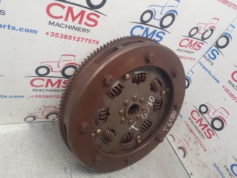 New Holland T6000, T7, T7000 T6070 Engine Flywheel Complete 87300081; 87300082 - Vliegwiel voor Tractor: afbeelding 3 New Holland T6000, T7, T7000 T6070 Engine Flywheel Complete 87300081; 87300082 - Vliegwiel voor Tractor: afbeelding 3