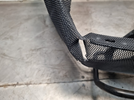 New Holland T7.200, T6030, T7.190, T7.195,t6050 Front Grille 87727716, 87727714 - Rooster: afbeelding 4 New Holland T7.200, T6030, T7.190, T7.195,t6050 Front Grille 87727716, 87727714 - Rooster: afbeelding 4