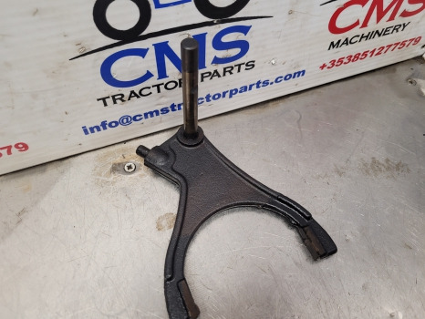 New Holland T7 Case Puma Lwb T7040 Pto Control Fork 87592700 - Transmissie: afbeelding 2 New Holland T7 Case Puma Lwb T7040 Pto Control Fork 87592700 - Transmissie: afbeelding 2