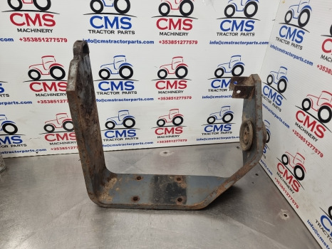 New Holland Tm155, Tm140, Tm165, 8360, Tm, 60, Cab Suspension Bracket 82021166 - Cabinevering: afbeelding 1 New Holland Tm155, Tm140, Tm165, 8360, Tm, 60, Cab Suspension Bracket 82021166 - Cabinevering: afbeelding 1