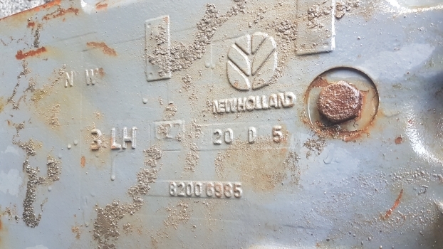 New Holland Ts Series Transmission Gearbox Housing 82006985, 82012331. - Versnellingsbak voor Tractor: afbeelding 3 New Holland Ts Series Transmission Gearbox Housing 82006985, 82012331. - Versnellingsbak voor Tractor: afbeelding 3