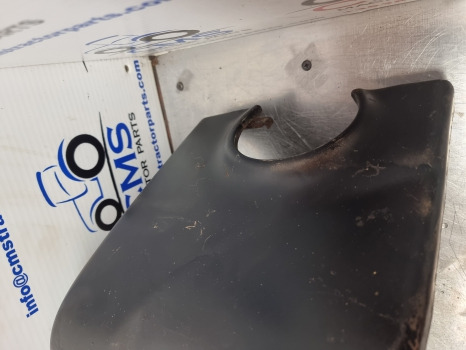 New Holland Ts115 Bonnet Top Panel 82015423 - Carrosserie en exterieur: afbeelding 5 New Holland Ts115 Bonnet Top Panel 82015423 - Carrosserie en exterieur: afbeelding 5