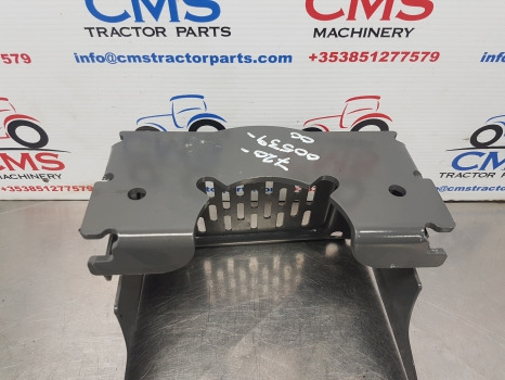 Ford, New Holland 40 Series, Ts Series, 7840, Ts110, Pto Guard, Shield 82005822 - Onderdelen voor Tractor: afbeelding 4 Ford, New Holland 40 Series, Ts Series, 7840, Ts110, Pto Guard, Shield 82005822 - Onderdelen voor Tractor: afbeelding 4