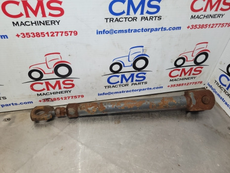 Ford New Holland 40, Ts Ser 8240, 8340 Pick Up Hitch Lift Rod Original 82005033 - Onderdelen voor Tractor: afbeelding 1 Ford New Holland 40, Ts Ser 8240, 8340 Pick Up Hitch Lift Rod Original 82005033 - Onderdelen voor Tractor: afbeelding 1