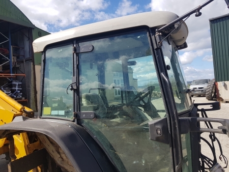 Same Dorado, Dorado Classic 66, 70, 76, 80, 85, 86 Cab Complete 0.007.1140.6/10 - Cabine voor Tractor: afbeelding 3 Same Dorado, Dorado Classic 66, 70, 76, 80, 85, 86 Cab Complete 0.007.1140.6/10 - Cabine voor Tractor: afbeelding 3