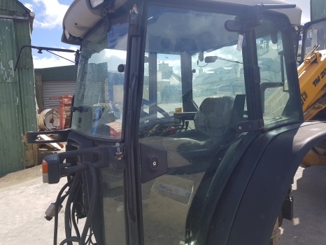 Same Dorado, Dorado Classic 66, 70, 76, 80, 85, 86 Cab Complete 0.007.1140.6/10 - Cabine voor Tractor: afbeelding 5 Same Dorado, Dorado Classic 66, 70, 76, 80, 85, 86 Cab Complete 0.007.1140.6/10 - Cabine voor Tractor: afbeelding 5