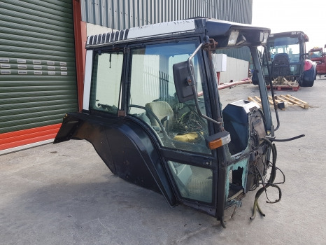 Valmet 8550e, 8150e, 8000 E, Hi Series  Complete Cab As Pictures V32569420 - Cabine: afbeelding 3 Valmet 8550e, 8150e, 8000 E, Hi Series  Complete Cab As Pictures V32569420 - Cabine: afbeelding 3