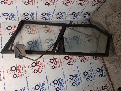 Zetor 8011 Cab Door Right, Check Pictures 00000 - Deur en onderdelen voor Tractor: afbeelding 2 Zetor 8011 Cab Door Right, Check Pictures 00000 - Deur en onderdelen voor Tractor: afbeelding 2